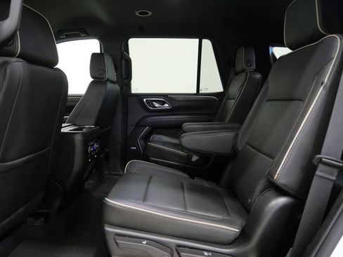 Used 2024 Chevrolet Tahoe Premier AWD/4WD image 22
