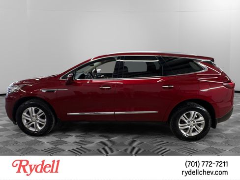 Used 2021 Buick Enclave Essence w/ Sound and Sites Package AWD/4WD image 2