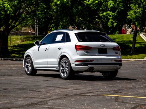 Used 2016 Audi Q3 2.0T Prestige w/ Prestige Package AWD/4WD image 3