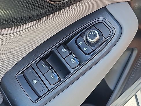 Certified 2025 Subaru Legacy Premium image 12