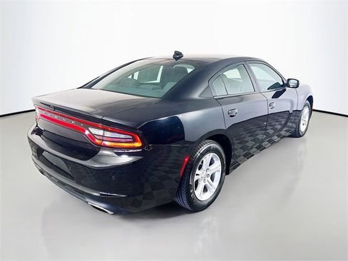 Used 2023 Dodge Charger SXT image 7