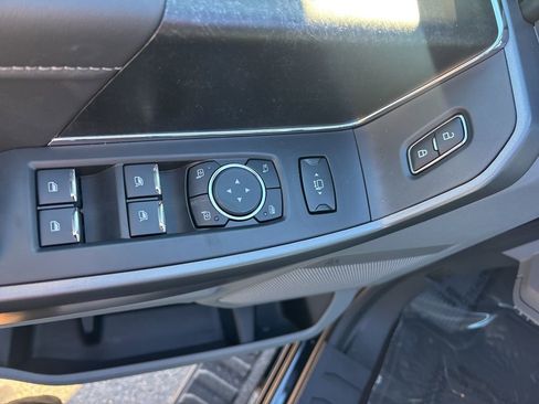 New 2026 Ford F250 XLT w/ XLT Premium Package image 19