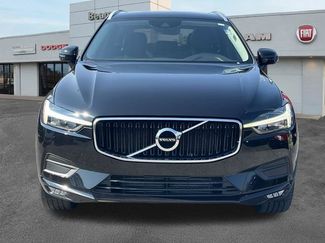 Used 2021 Volvo XC60 T5 Momentum w/ Protection Package Premier FWD video 2