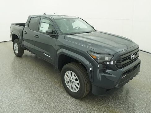New 2025 Toyota Tacoma SR5 image 38