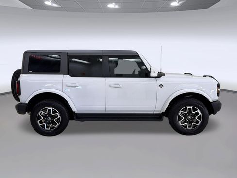 Certified 2025 Ford Bronco Outer Banks AWD/4WD image 8