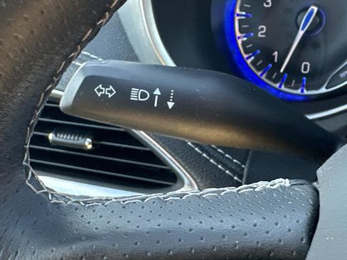Used 2020 Chrysler Pacifica Limited w/ Advanced Safetytec Group FWD image 25