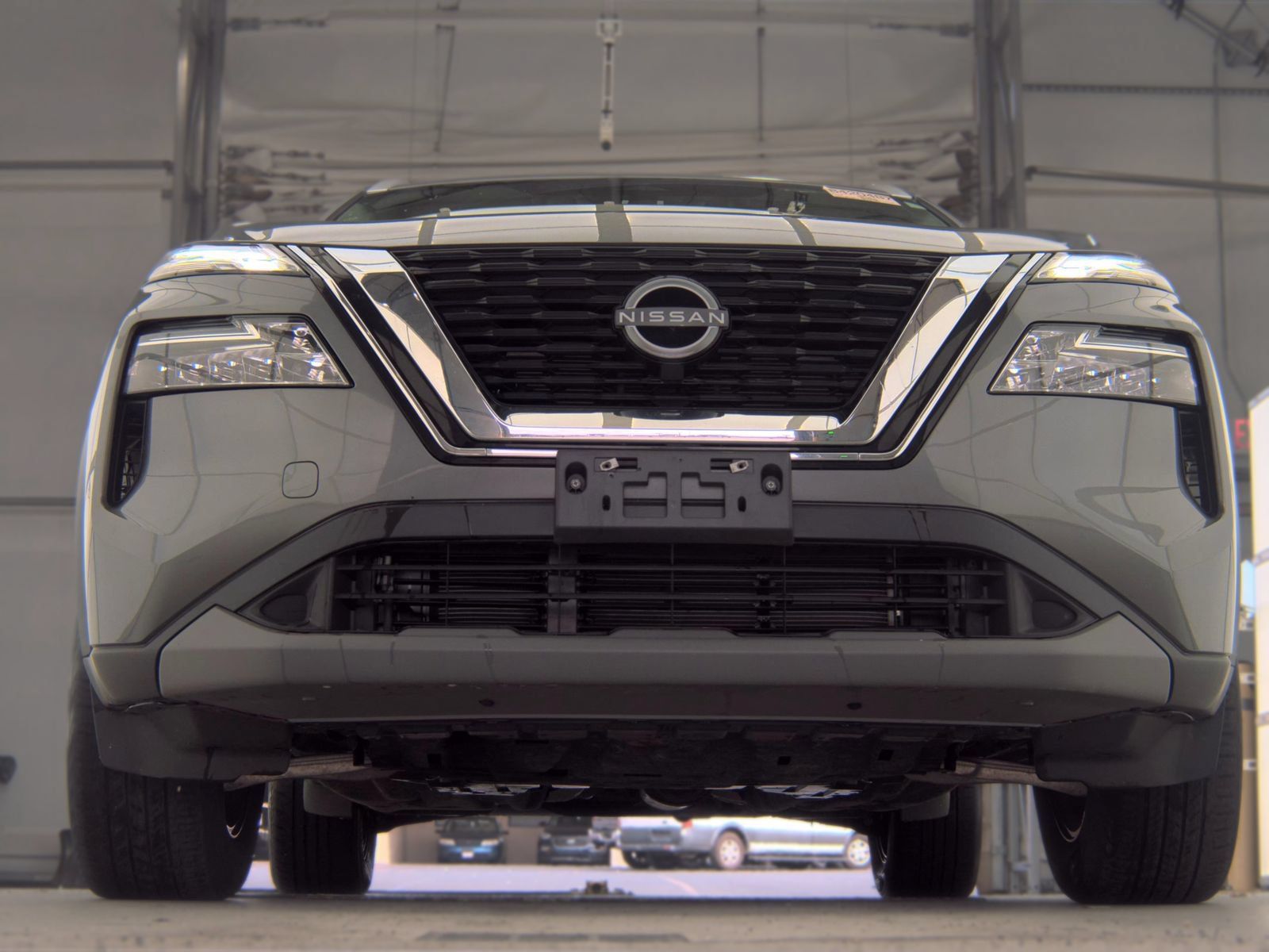 Used 2023 Nissan Rogue SV w/ SV Premium B Package AWD/4WD image 3