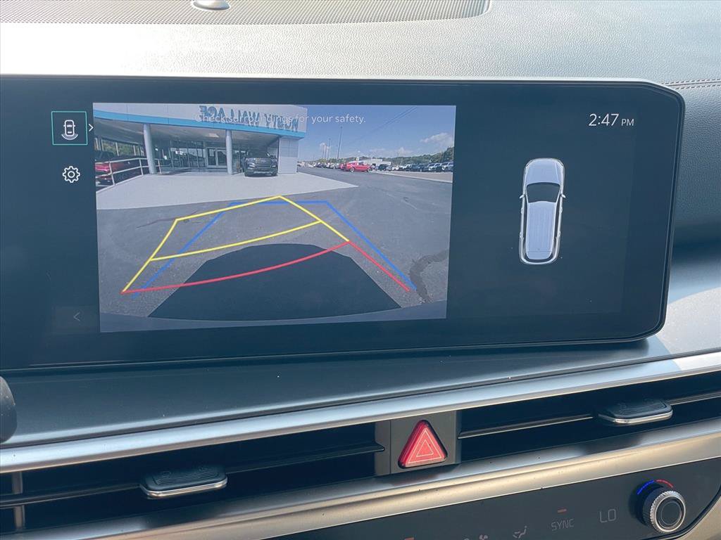 Used 2024 Kia Sorento S w/ Panoramic Sunroof Package FWD image 16