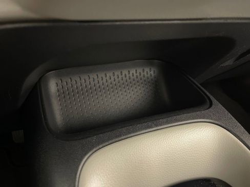 Certified 2022 Toyota Corolla LE image 30