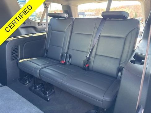 Used 2025 Chevrolet Suburban Z71 AWD/4WD image 22