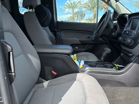 Used 2018 Chevrolet Colorado W/T w/ WT Convenience Package image 8