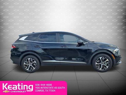 Used 2023 Kia Sportage EX image 4
