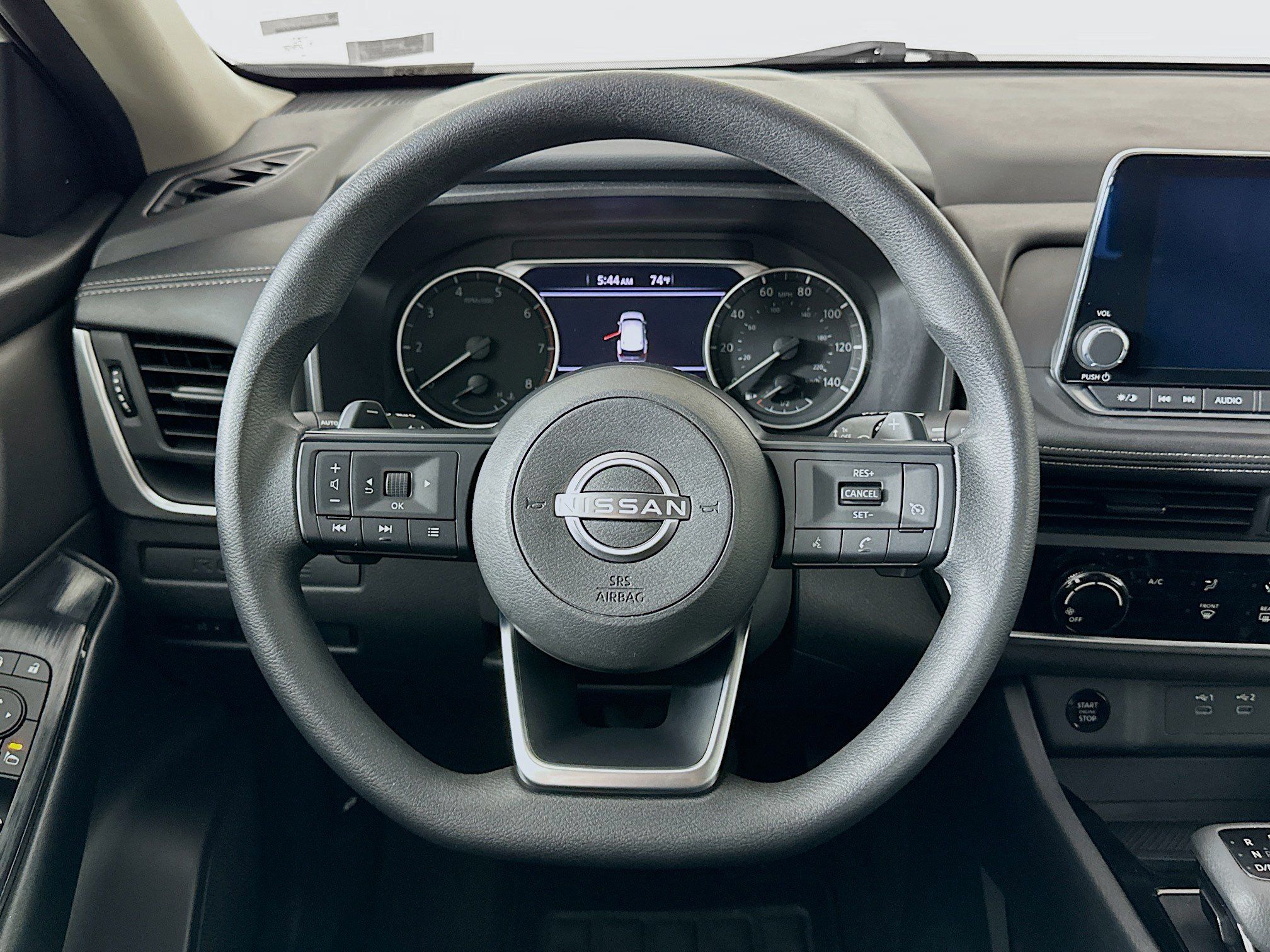 Used 2024 Nissan Rogue S AWD/4WD image 18