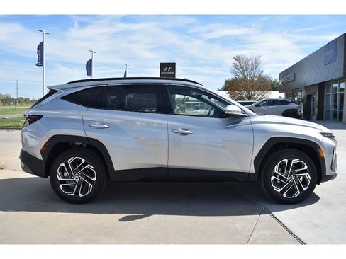 New 2026 Hyundai Tucson Limited image 7