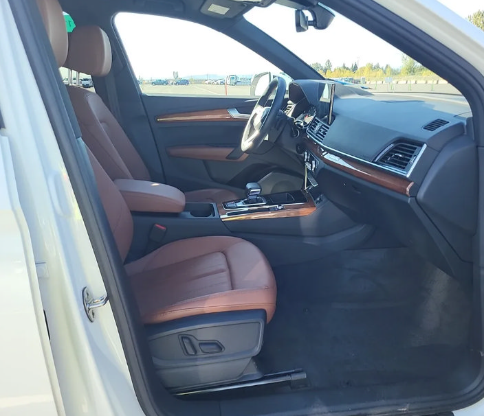 Used 2024 Audi Q5 2.0T Premium AWD/4WD image 5