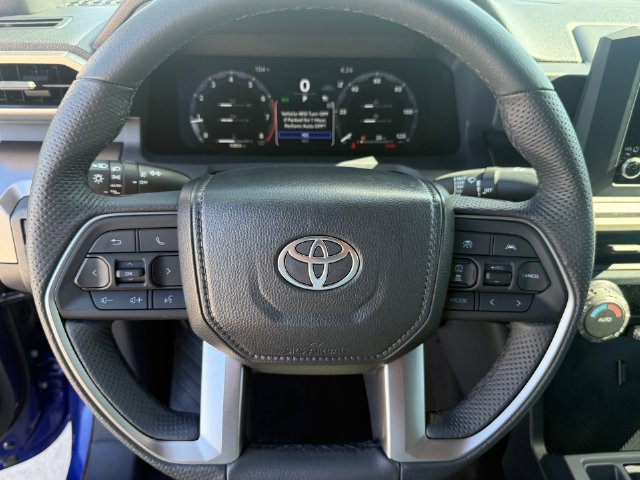 Used 2025 Toyota Tacoma TRD Sport AWD/4WD image 17