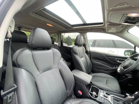 Used 2019 Subaru Forester Limited AWD/4WD image 5
