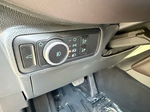 Used 2026 Ford Explorer Platinum w/ LUX Leather Package image 24