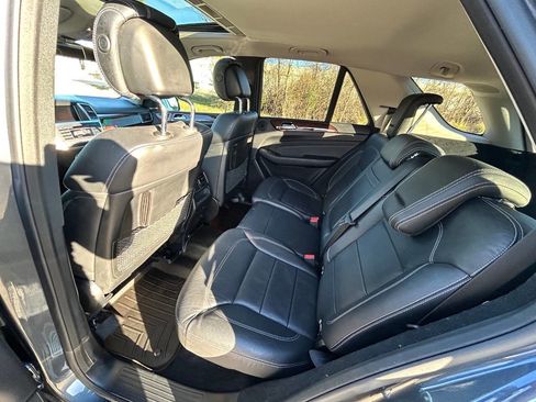 Used 2015 Mercedes-Benz ML 350 ML 350 4MATIC AWD 4dr SUV image 13