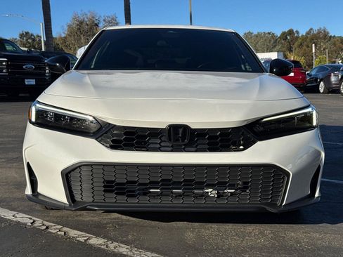 Used 2025 Honda Civic Sport image 5