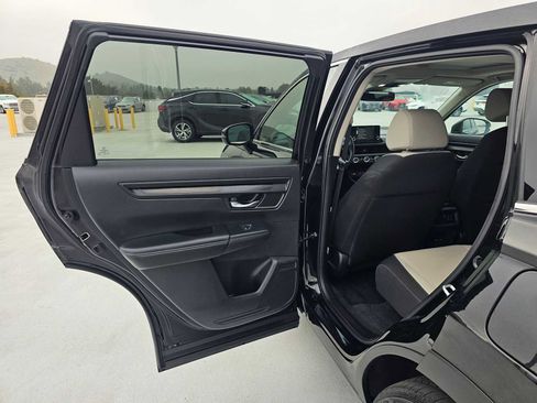 Used 2025 Honda CR-V EX image 15