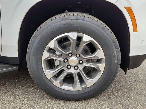 New 2026 Chevrolet Tahoe LS image 5