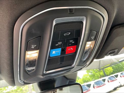 Used 2024 Jeep Grand Cherokee Altitude AWD/4WD image 32
