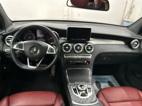 Used 2019 Mercedes-Benz GLC 300 4MATIC Coupe image 23