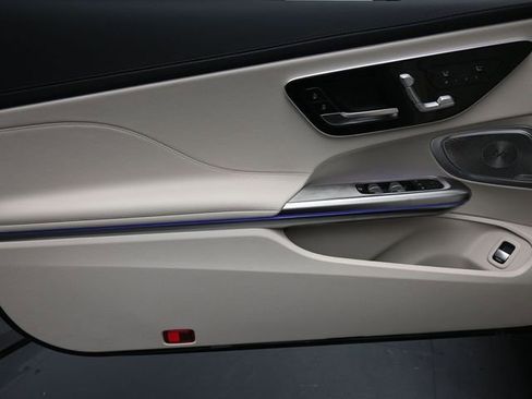 New 2026 Mercedes-Benz CLE 300 4MATIC Cabriolet image 19