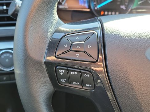 Used 2019 Ford Explorer XLT w/ Equipment Group 202A image 28