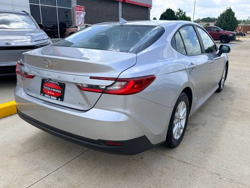 Used 2025 Toyota Camry LE FWD image 4