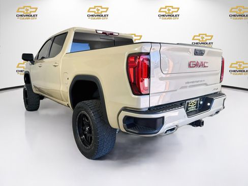 Used 2023 GMC Sierra 1500 AT4 w/ Technology Package AWD/4WD image 6