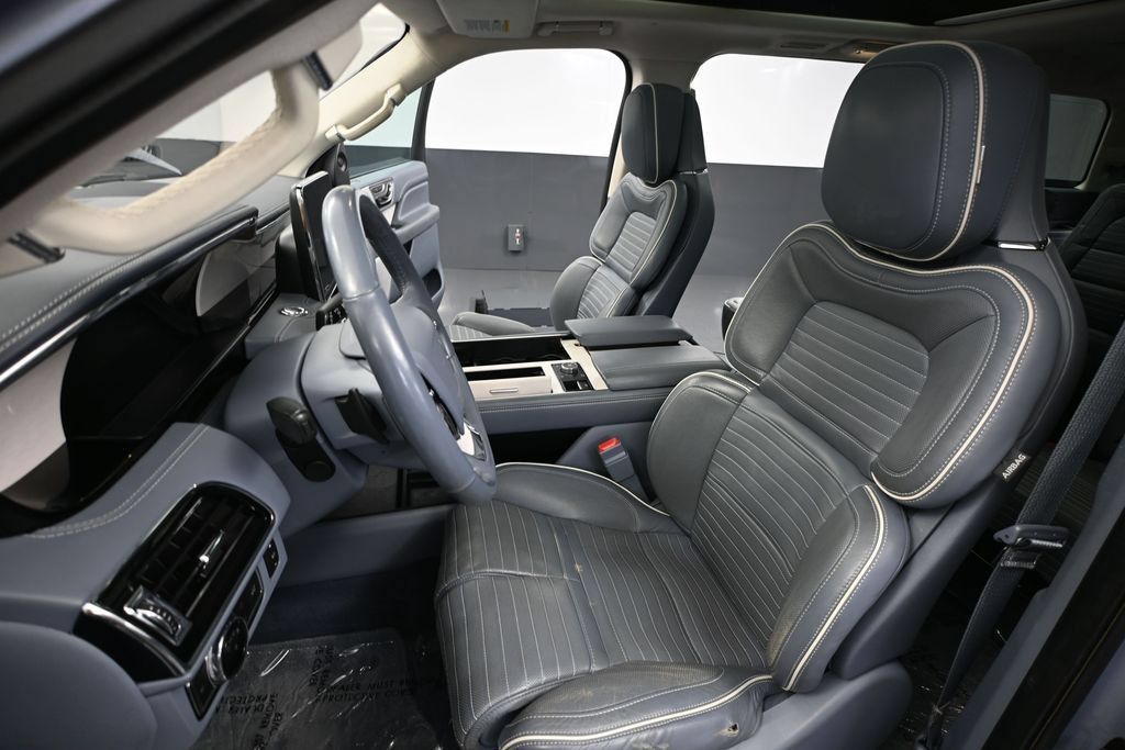 Used 2019 Lincoln Navigator Black Label AWD/4WD image 17