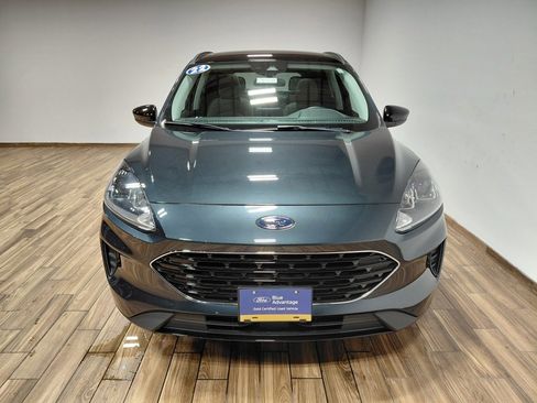 Certified 2022 Ford Escape SE w/ SE Sport Appearance Package image 16