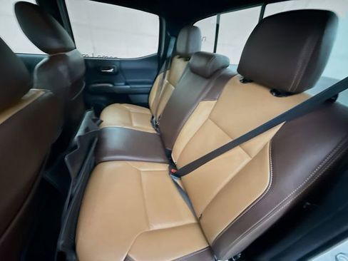 Used 2023 Toyota Tacoma TRD Sport w/ Advanced Technology Package image 22