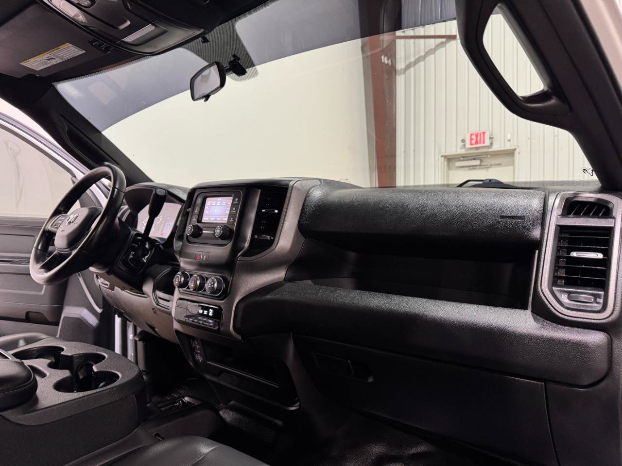 Used 2022 RAM 2500 Tradesman AWD/4WD image 11
