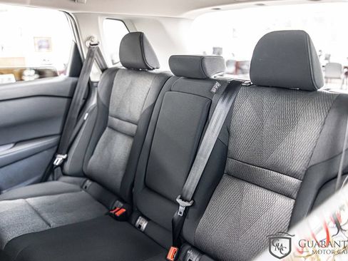 Used 2026 Nissan Rogue SV AWD/4WD image 32