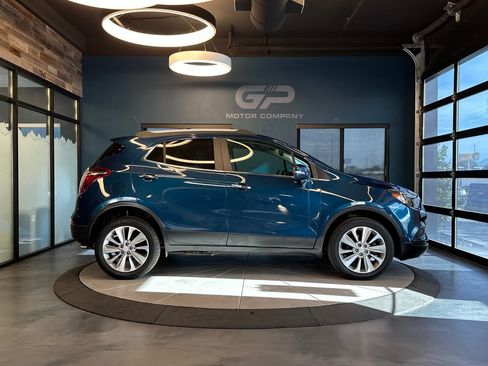 Used 2019 Buick Encore Preferred w/ Safety Package AWD/4WD image 2