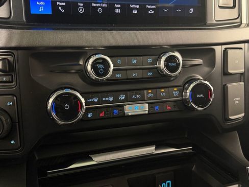 Used 2024 Ford F350 Platinum w/ FX4 Off-Road Package image 18