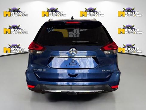 Used 2018 Nissan Rogue SV AWD/4WD image 5