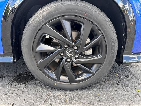 Used 2021 Honda HR-V Sport image 9