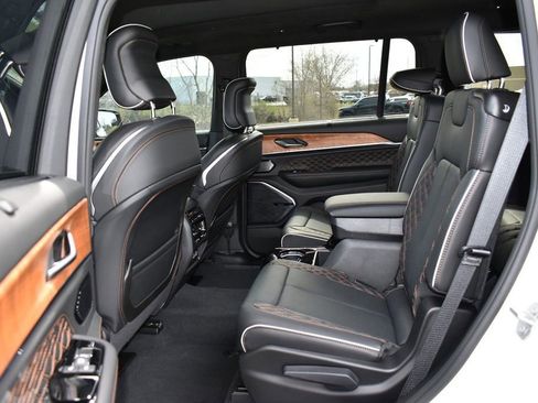 Used 2024 Jeep Grand Cherokee L Summit image 26