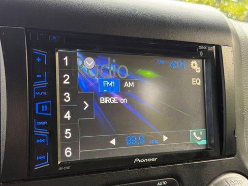 Used 2013 Jeep Wrangler Unlimited Sport image 18