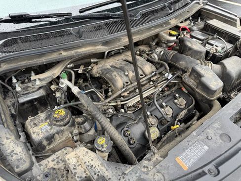 Used 2019 Ford Explorer Limited w/ Class III Trailer Tow Package image 10