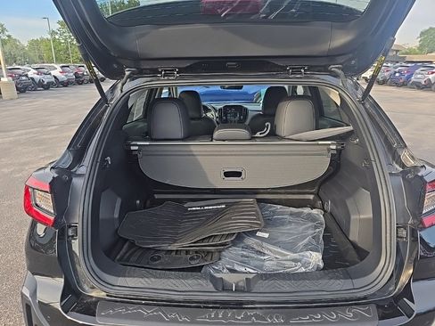 Used 2025 Subaru Crosstrek 2.5i Limited w/ Crosstrek Mirror Package image 10