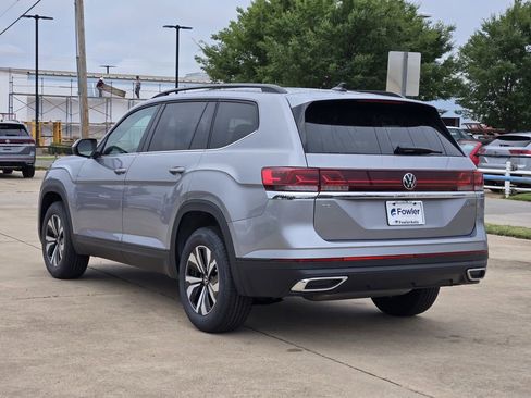 New 2026 Volkswagen Atlas SE image 3