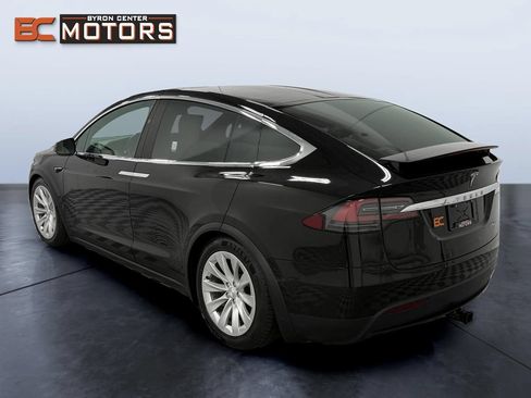Used 2020 Tesla Model X Long Range AWD/4WD image 6
