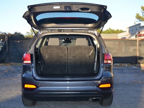 Used 2019 Kia Sorento FWD V6 w/ LX V6 Convenience Package image 15