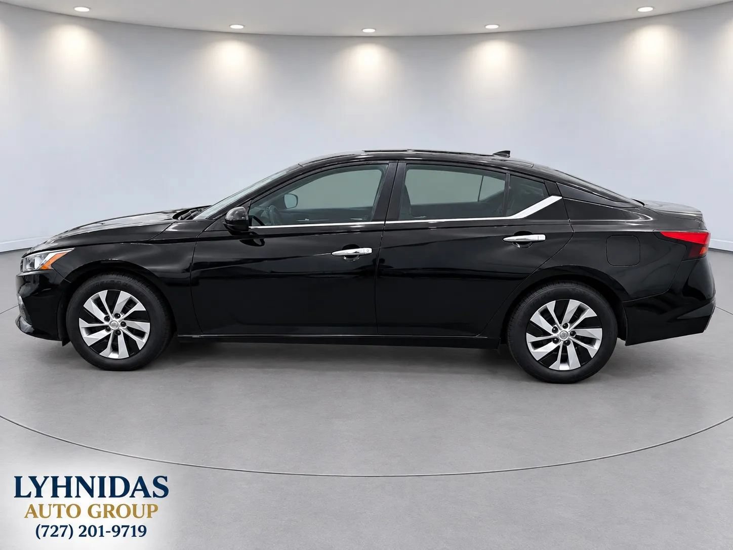 Used 2020 Nissan Altima 2.5 S FWD image 3