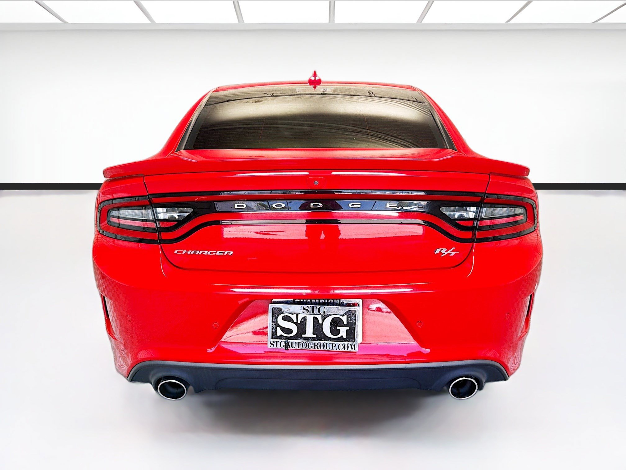 Used 2022 Dodge Charger R/T RWD image 5